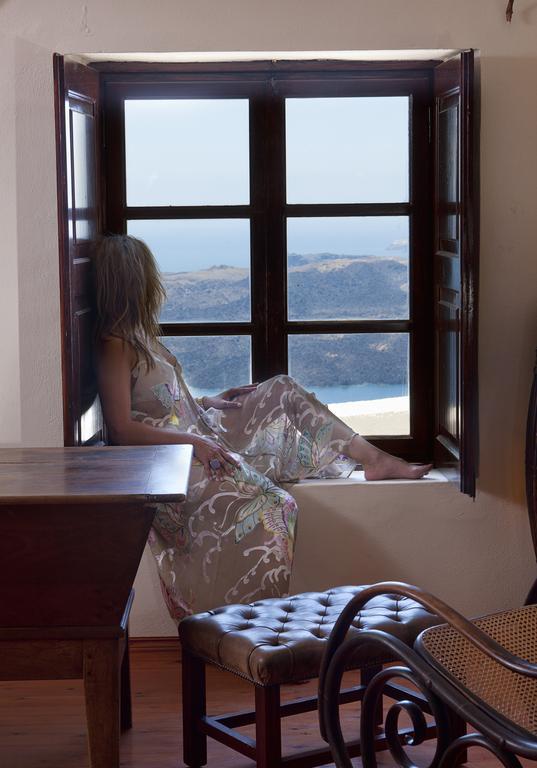 Lava Suites & Lounge Fíra Kültér fotó
